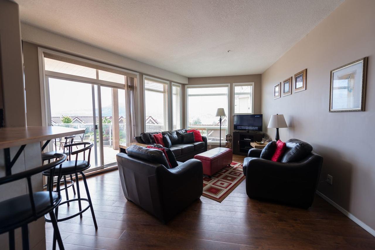 Kelowna Discovery Экстерьер фото